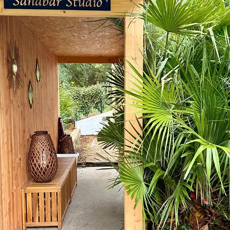 Lejlighed Cozy With Outdoor Terrace